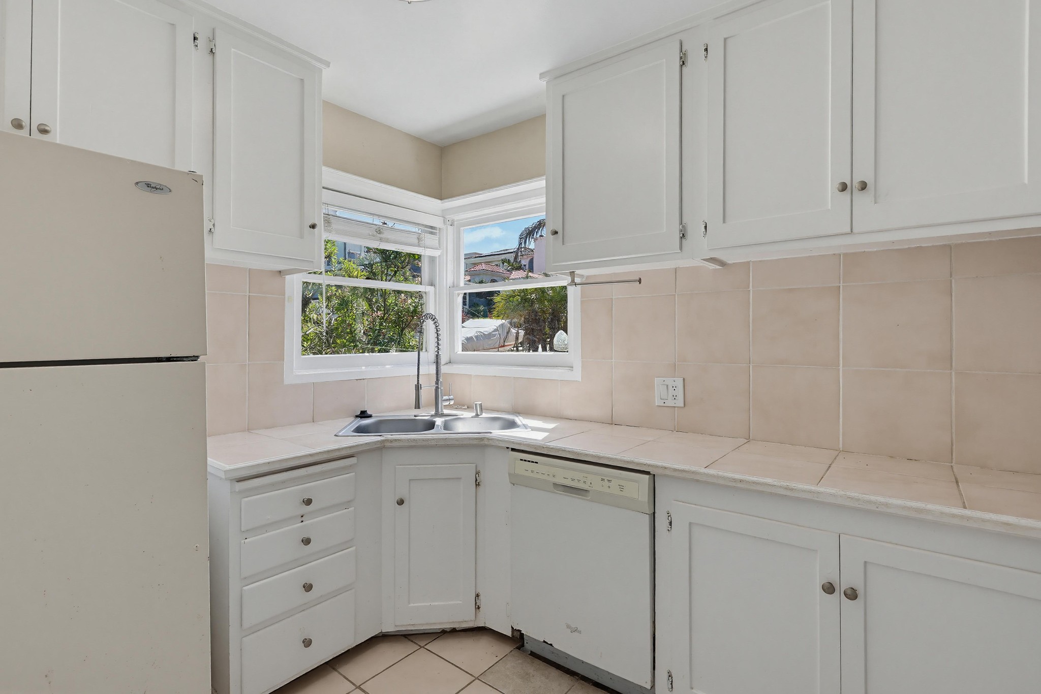 Virtual tour photo 14 of 53 for 3328 Harbor View Dr