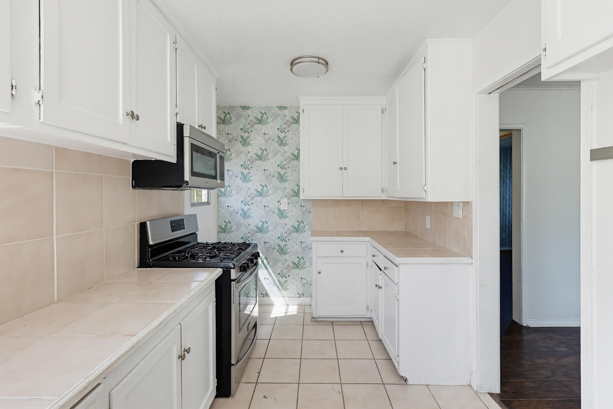 Virtual tour photo 17 of 53 for 3328 Harbor View Dr