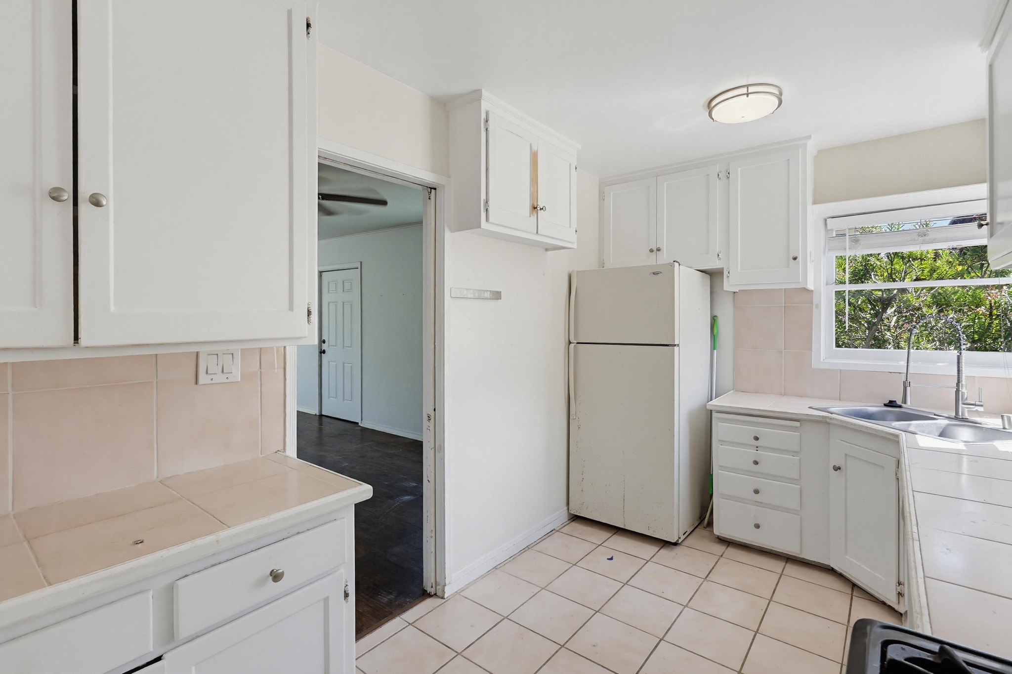 Virtual tour photo 19 of 53 for 3328 Harbor View Dr