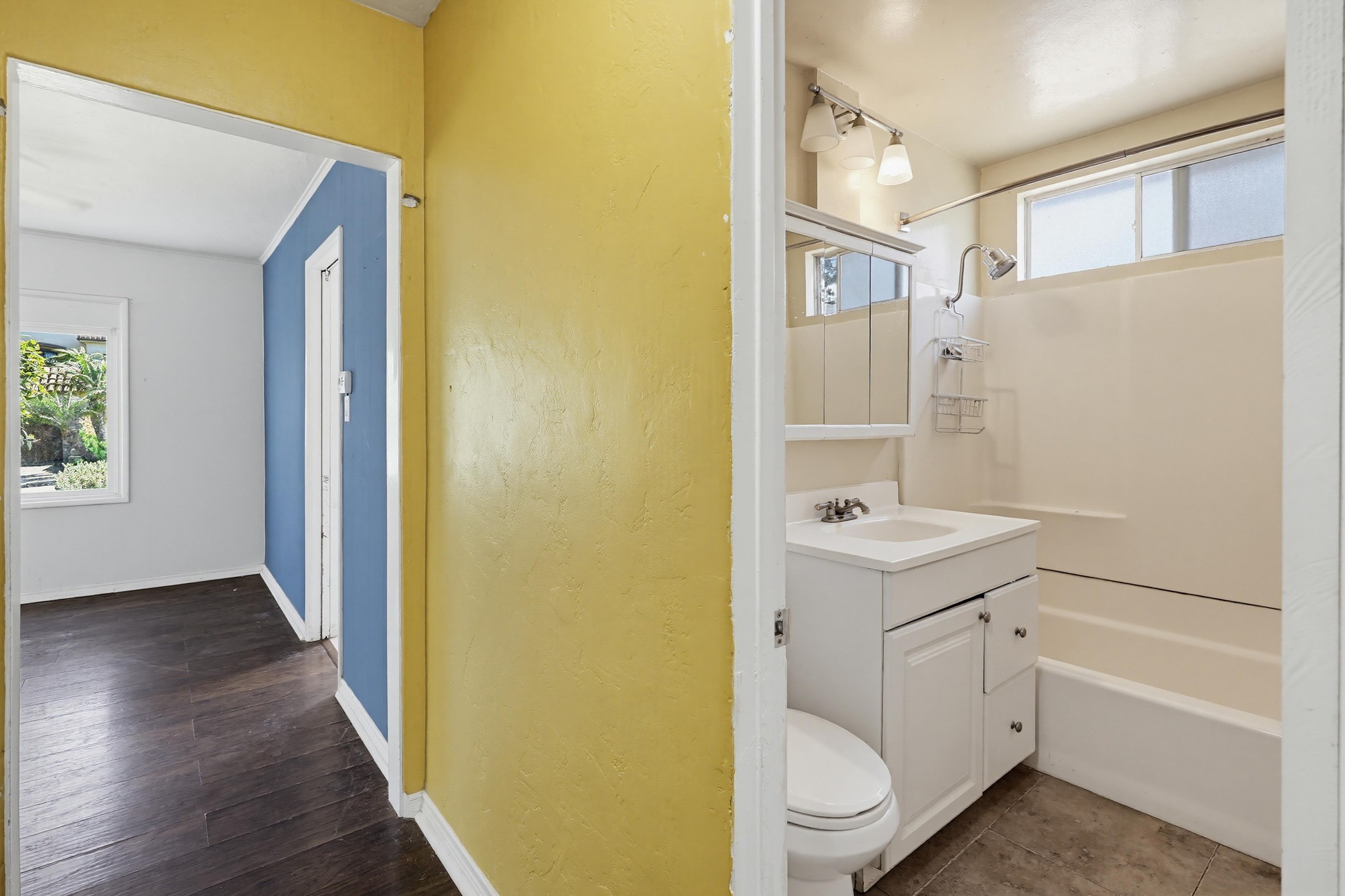Virtual tour photo 22 of 53 for 3328 Harbor View Dr