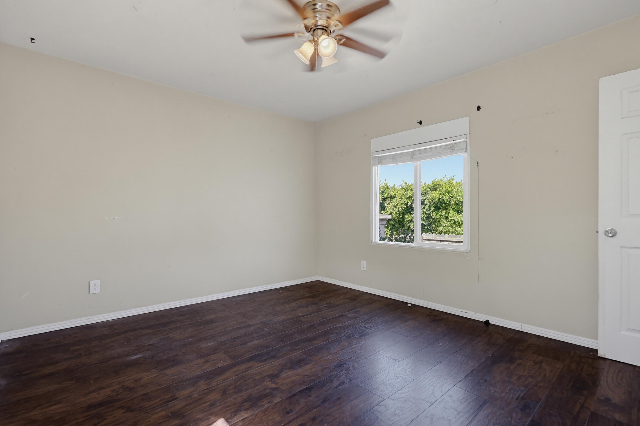 Virtual tour photo 25 of 53 for 3328 Harbor View Dr