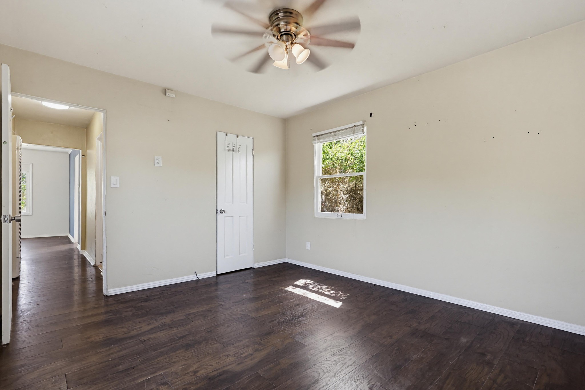 Virtual tour photo 26 of 53 for 3328 Harbor View Dr