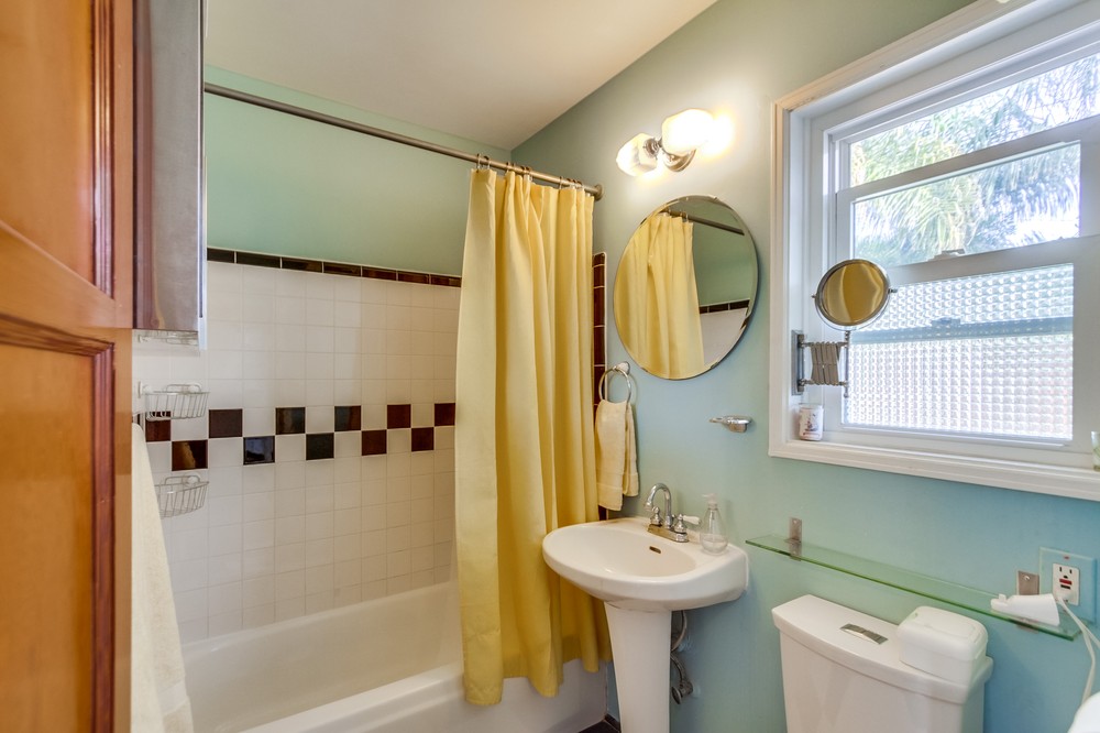 Virtual tour photo 17 of 26 for 3328 Meade Avenue