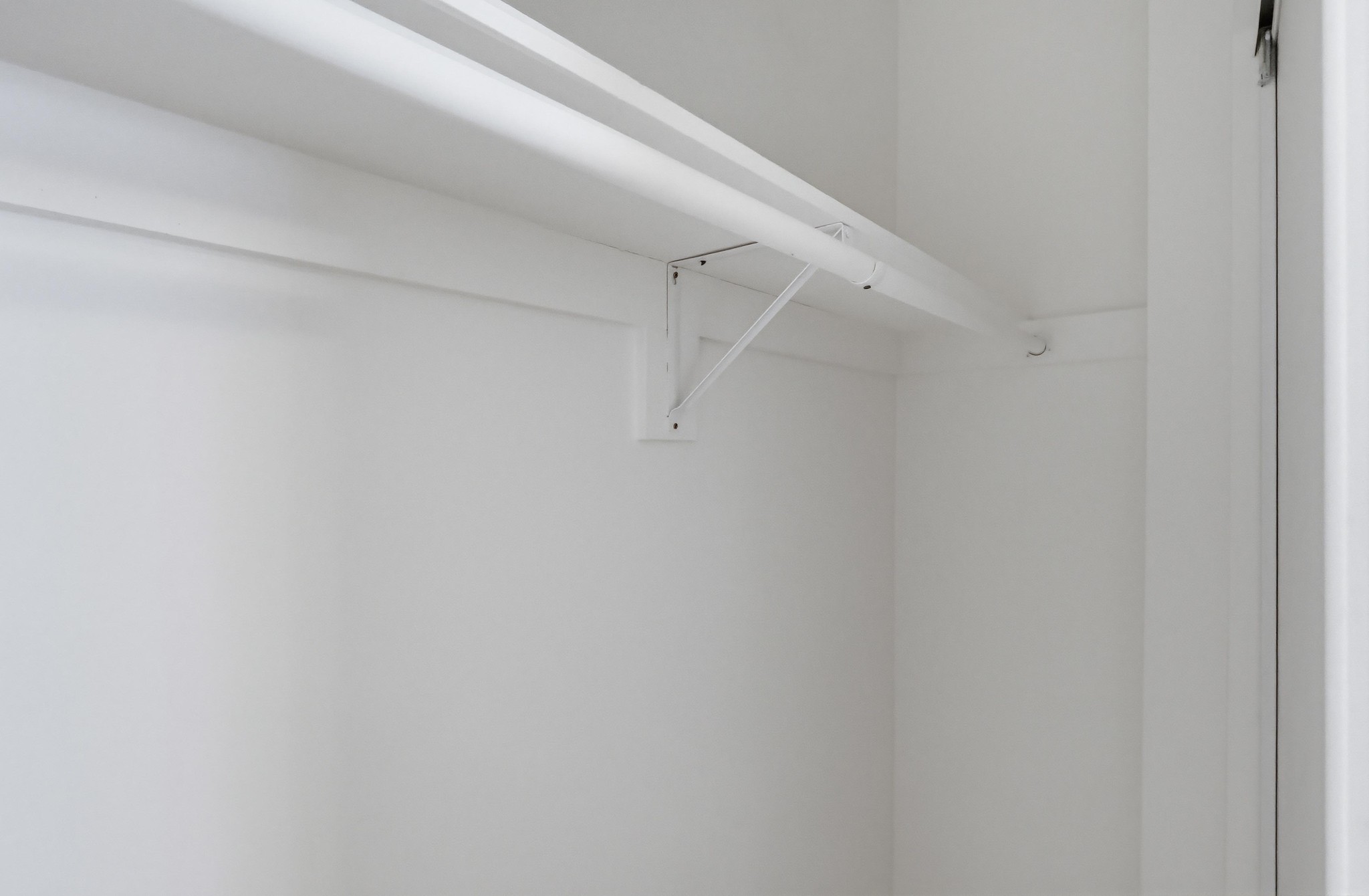 Virtual tour photo 42 of 60 for 333 W Queen St #13