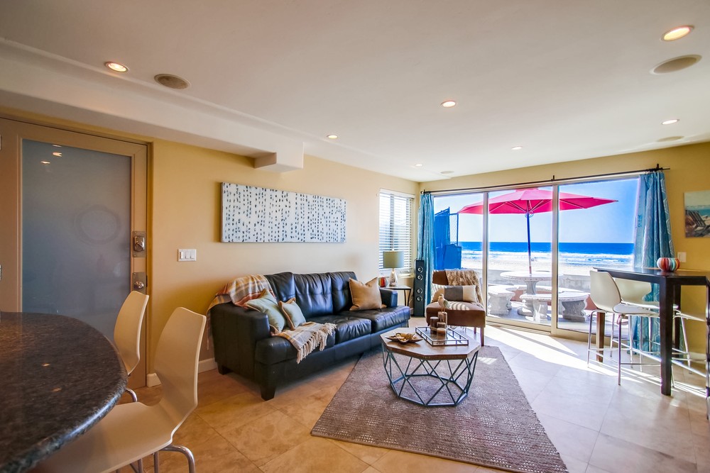 Virtual tour photo 6 of 42 for 3333 Ocean Front Walk #1
