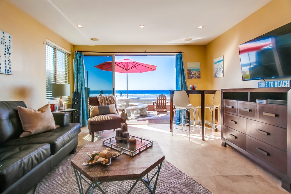 Virtual tour photo 12 of 42 for 3333 Ocean Front Walk #1
