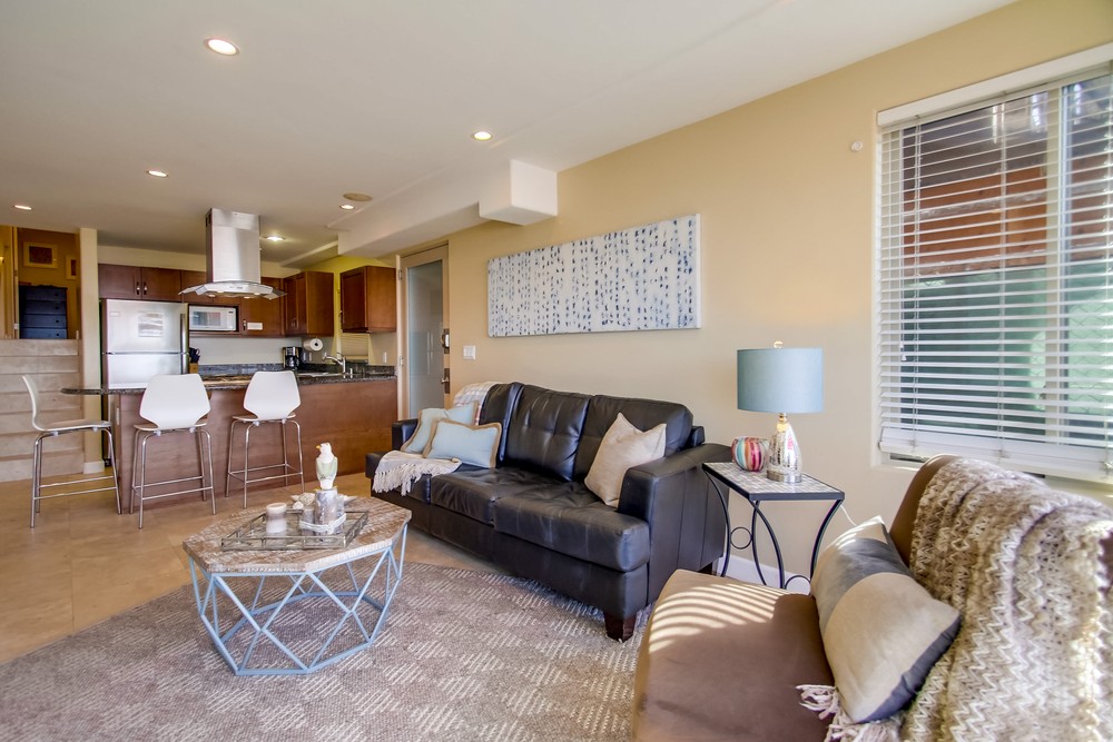 Virtual tour photo 18 of 42 for 3333 Ocean Front Walk #1