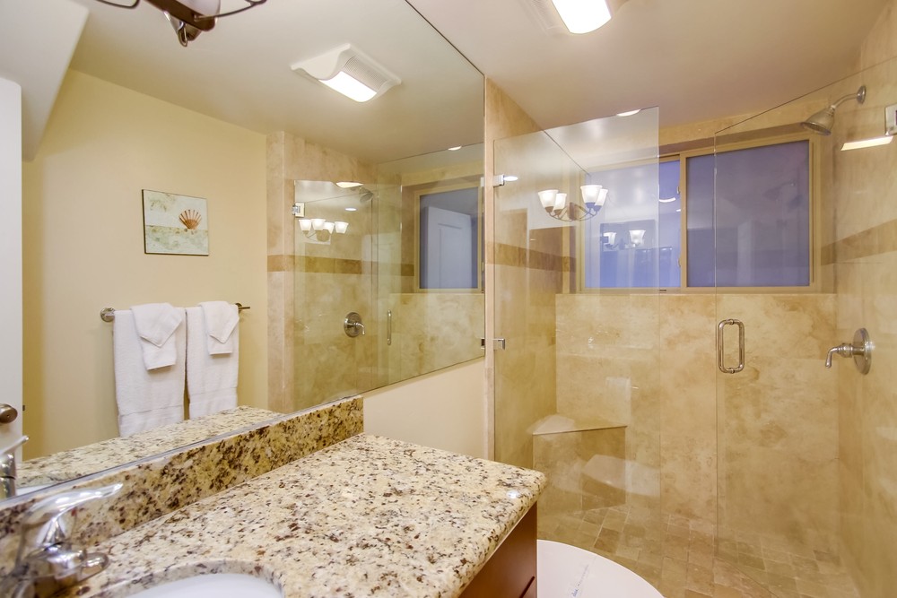 Virtual tour photo 31 of 42 for 3333 Ocean Front Walk #1