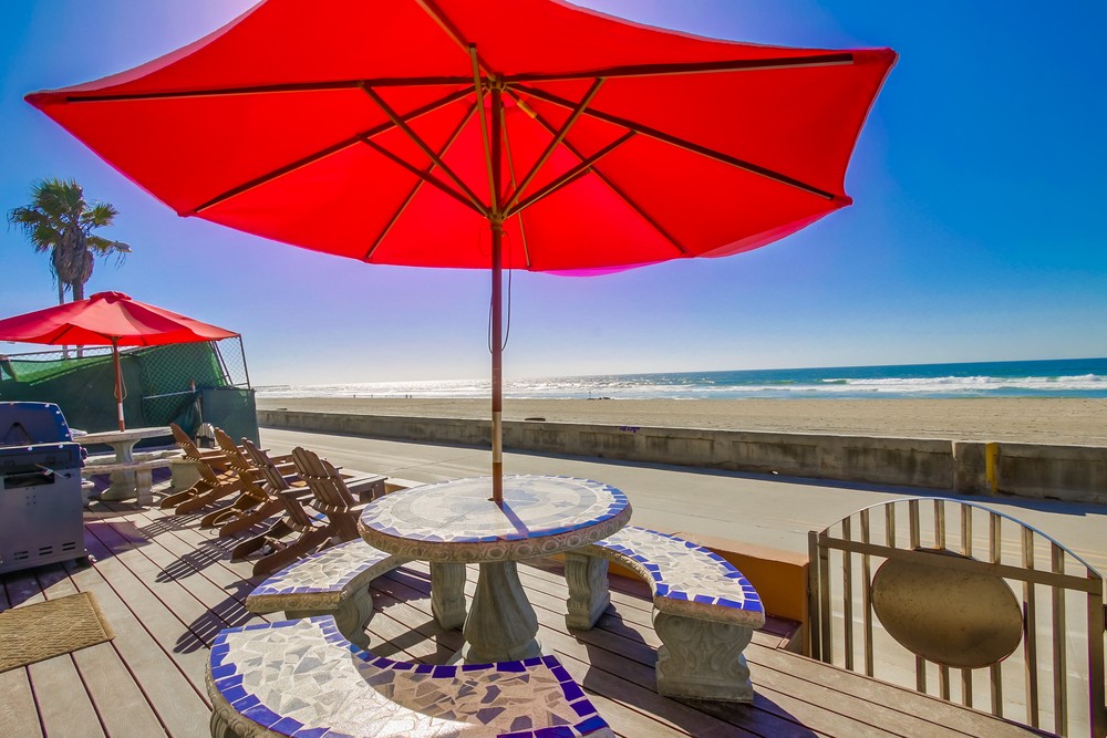 Virtual tour photo 12 of 51 for 3333 Ocean Front Walk #2