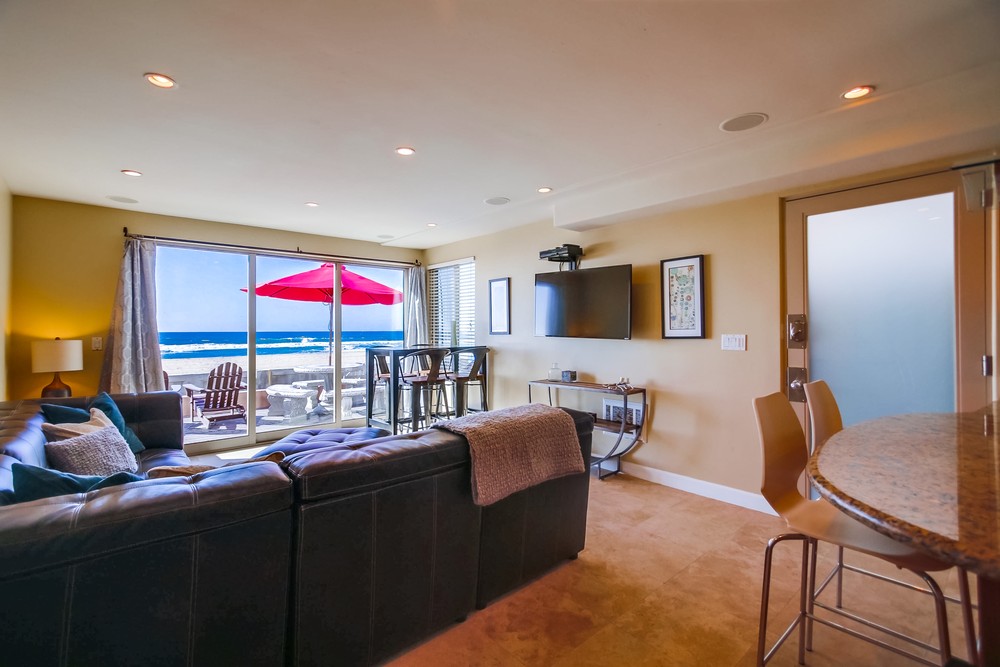 Virtual tour photo 23 of 51 for 3333 Ocean Front Walk #2