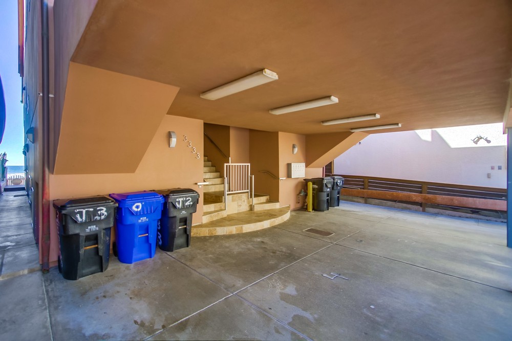 Virtual tour photo 49 of 51 for 3333 Ocean Front Walk #2