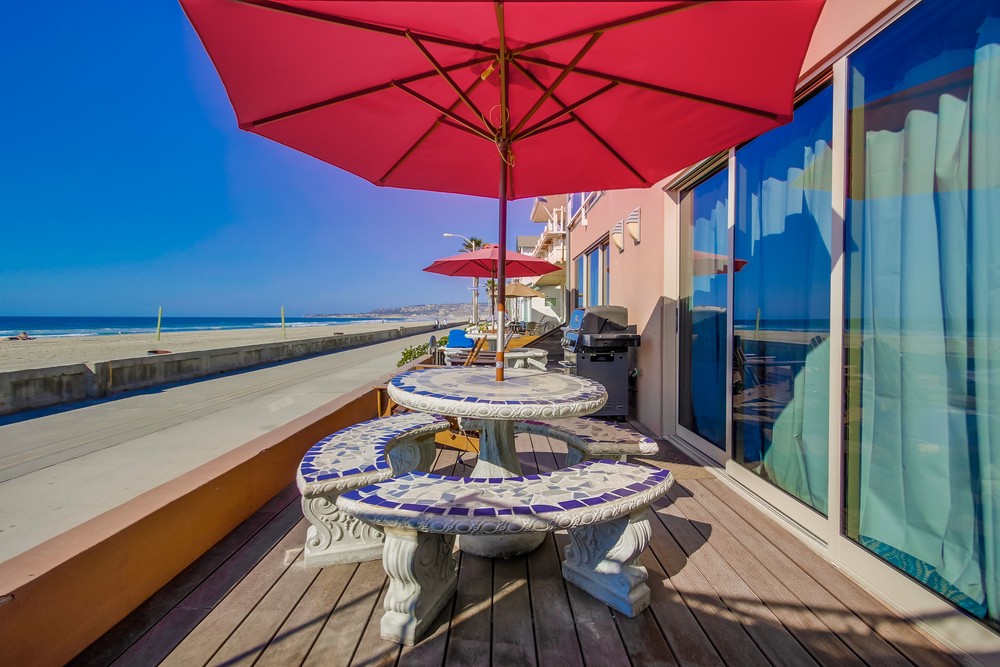 Virtual tour photo 11 of 80 for 3333 Ocean Front Walk #4