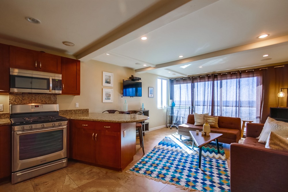 Virtual tour photo 16 of 80 for 3333 Ocean Front Walk #4
