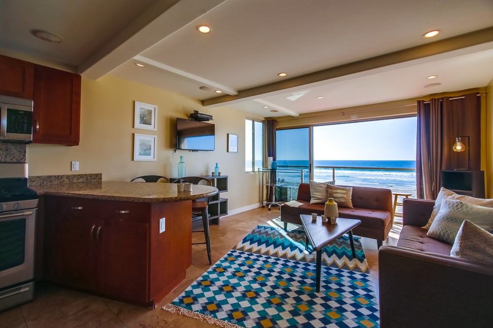 Virtual tour photo 20 of 80 for 3333 Ocean Front Walk #4