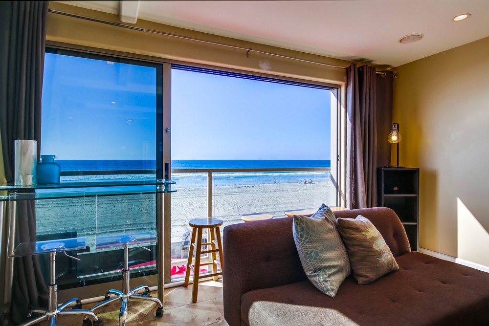 Virtual tour photo 23 of 80 for 3333 Ocean Front Walk #4