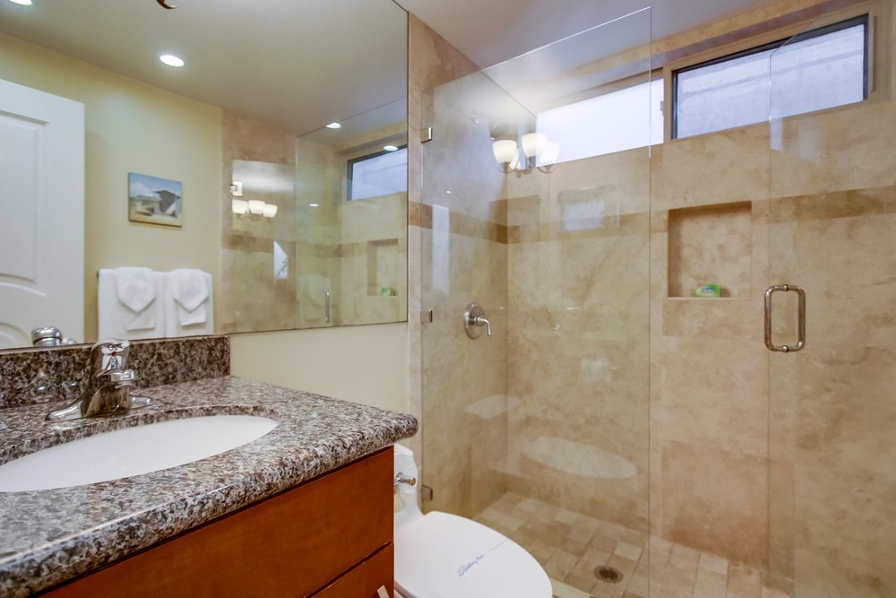 Virtual tour photo 36 of 80 for 3333 Ocean Front Walk #4