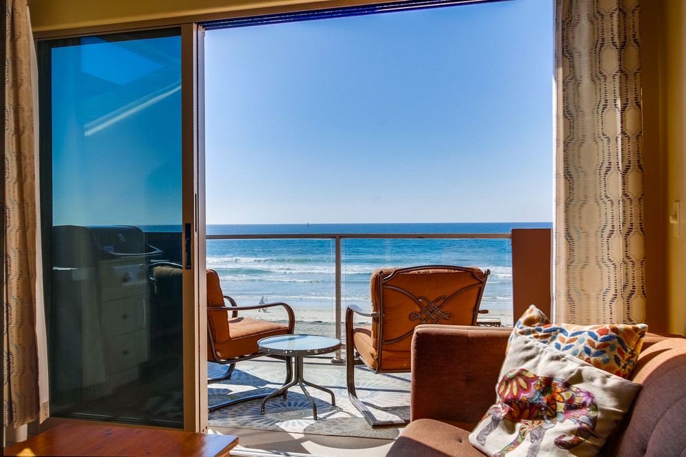 Virtual tour photo 52 of 80 for 3333 Ocean Front Walk #4
