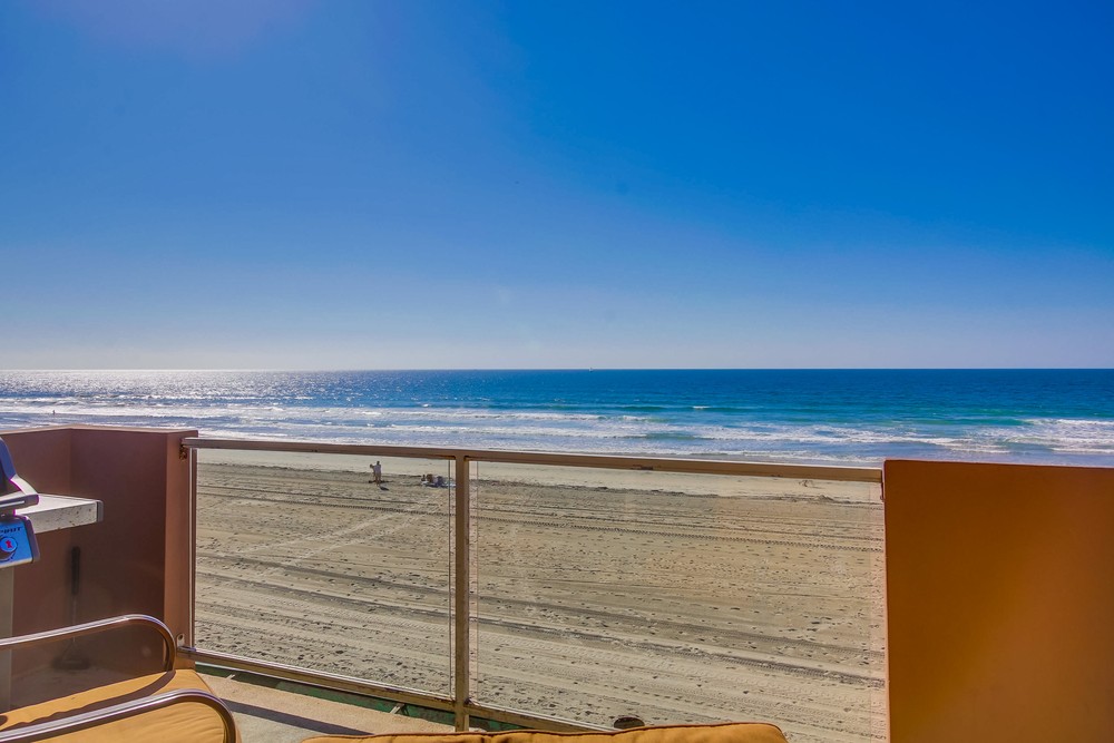 Virtual tour photo 57 of 80 for 3333 Ocean Front Walk #4