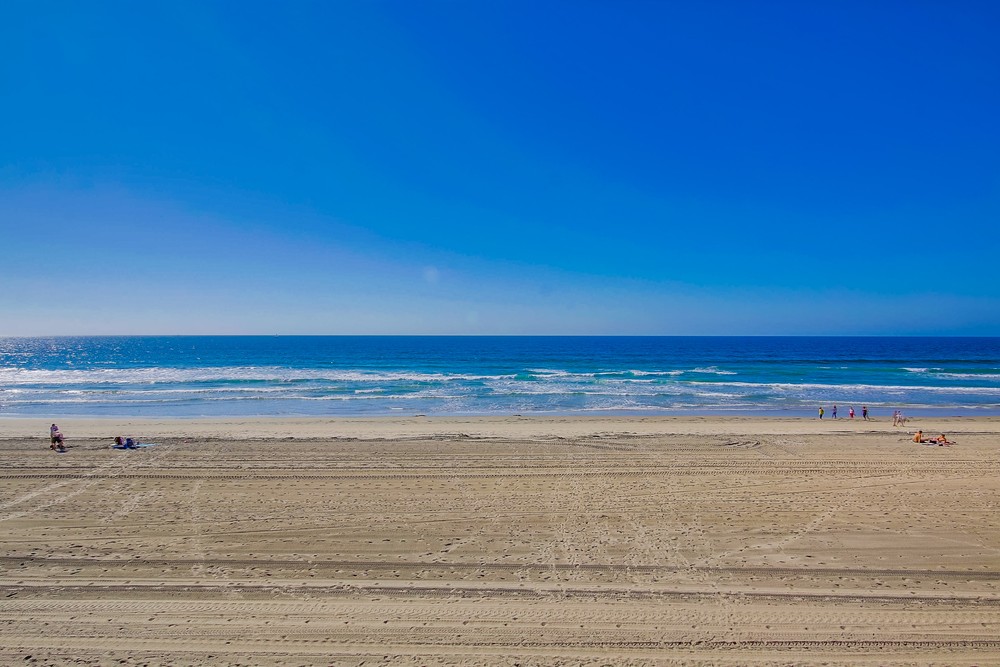 Virtual tour photo 60 of 80 for 3333 Ocean Front Walk #4