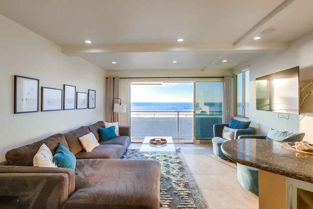 Virtual tour photo 3 of 103 for 3333 Ocean Front Walk