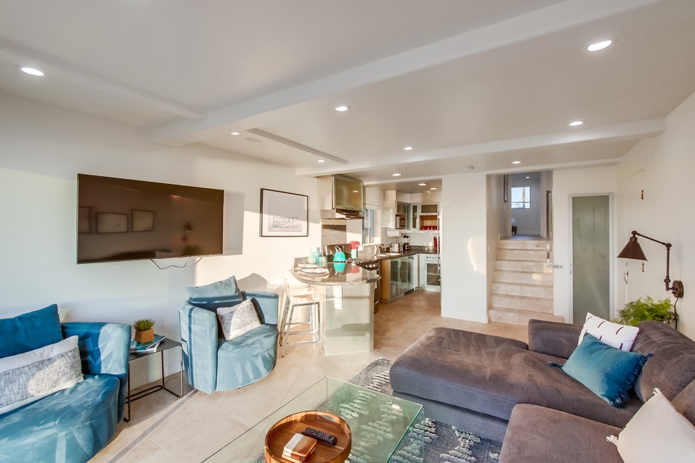 Virtual tour photo 6 of 103 for 3333 Ocean Front Walk