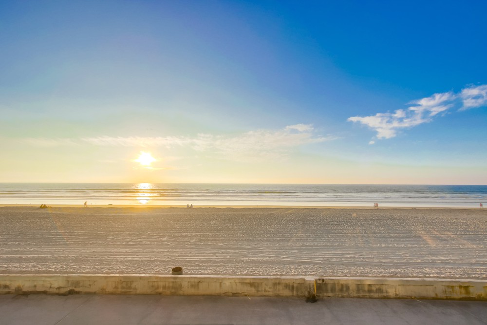 Virtual tour photo 14 of 103 for 3333 Ocean Front Walk