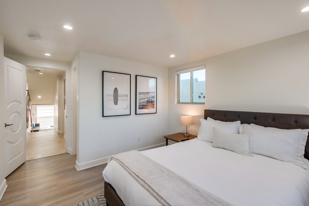Virtual tour photo 18 of 103 for 3333 Ocean Front Walk