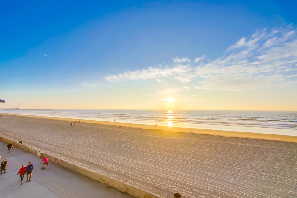 Virtual tour photo 29 of 103 for 3333 Ocean Front Walk