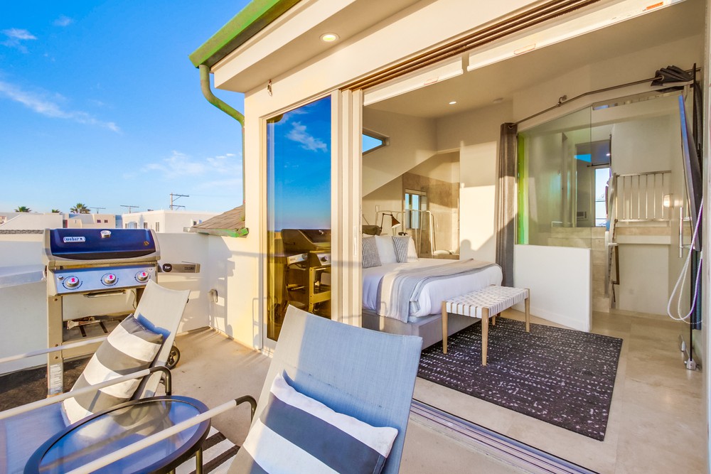 Virtual tour photo 32 of 103 for 3333 Ocean Front Walk