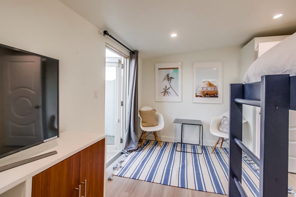 Virtual tour photo 34 of 103 for 3333 Ocean Front Walk