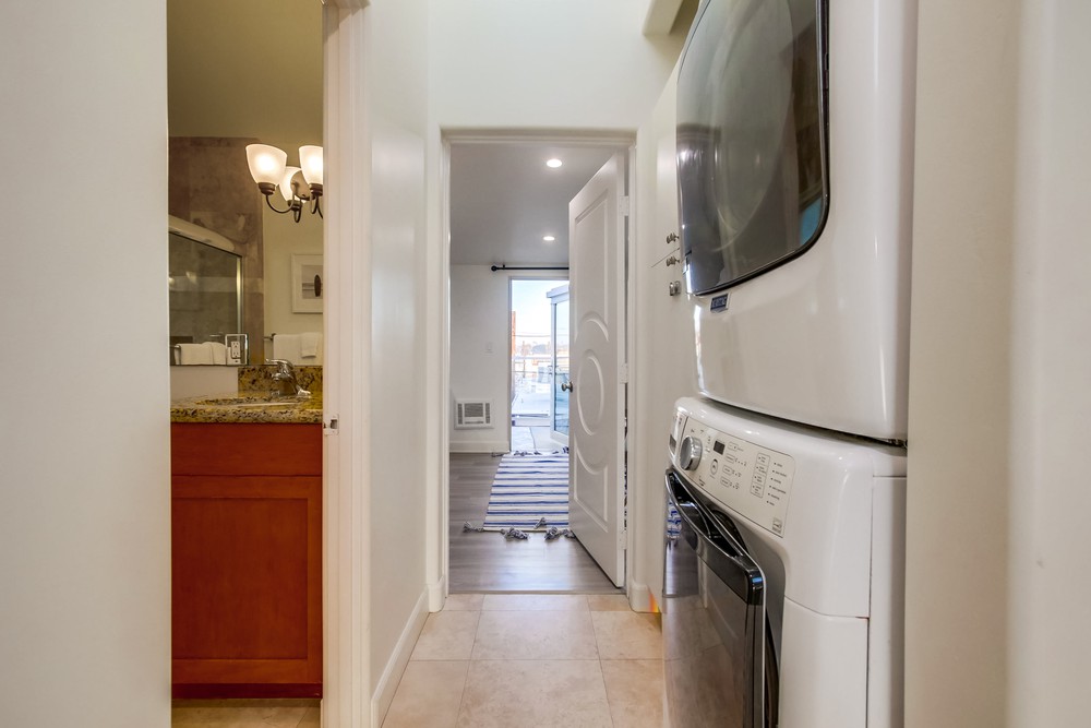 Virtual tour photo 40 of 103 for 3333 Ocean Front Walk