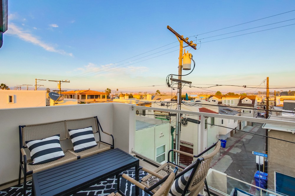 Virtual tour photo 41 of 103 for 3333 Ocean Front Walk