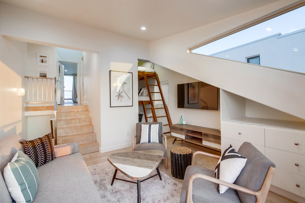 Virtual tour photo 63 of 103 for 3333 Ocean Front Walk