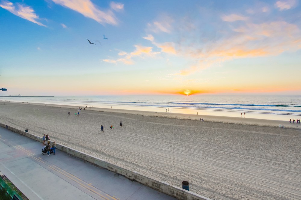 Virtual tour photo 75 of 103 for 3333 Ocean Front Walk