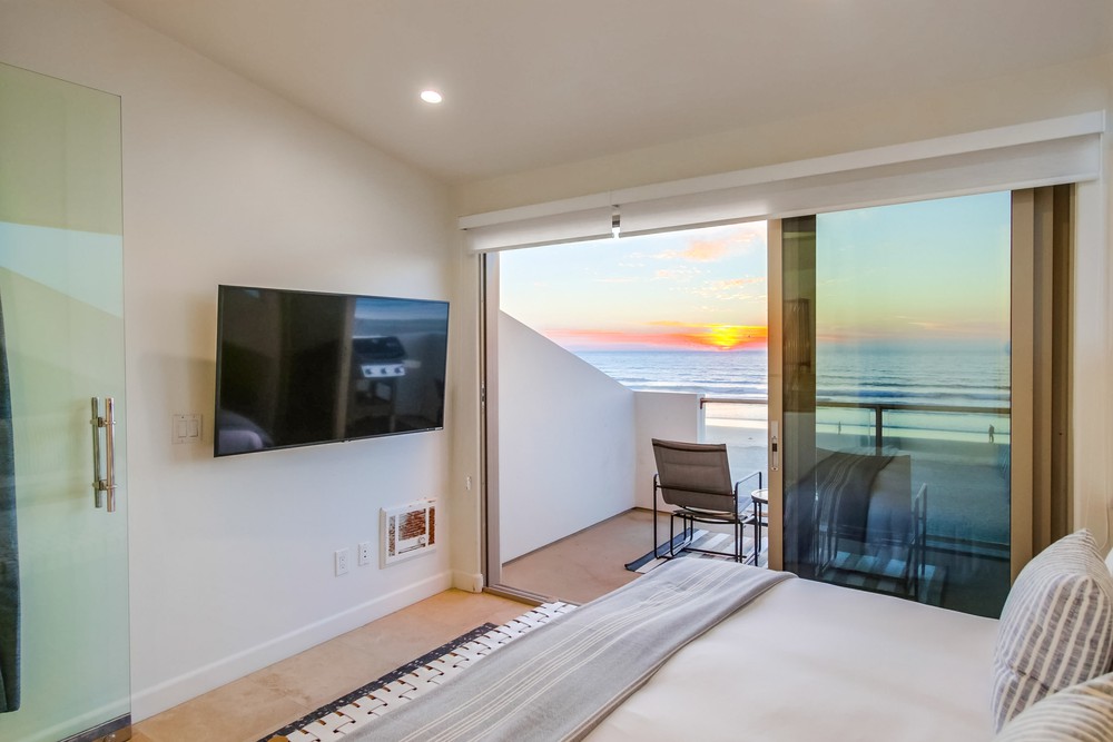 Virtual tour photo 86 of 103 for 3333 Ocean Front Walk