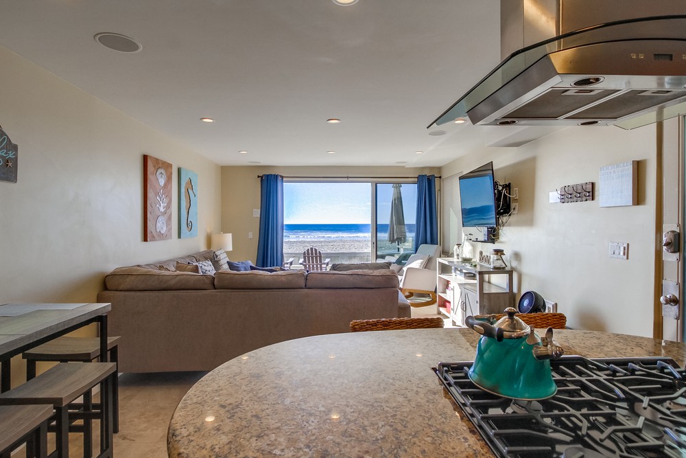 Virtual tour photo 25 of 60 for 3333 Ocean Front Walk UNIT 2