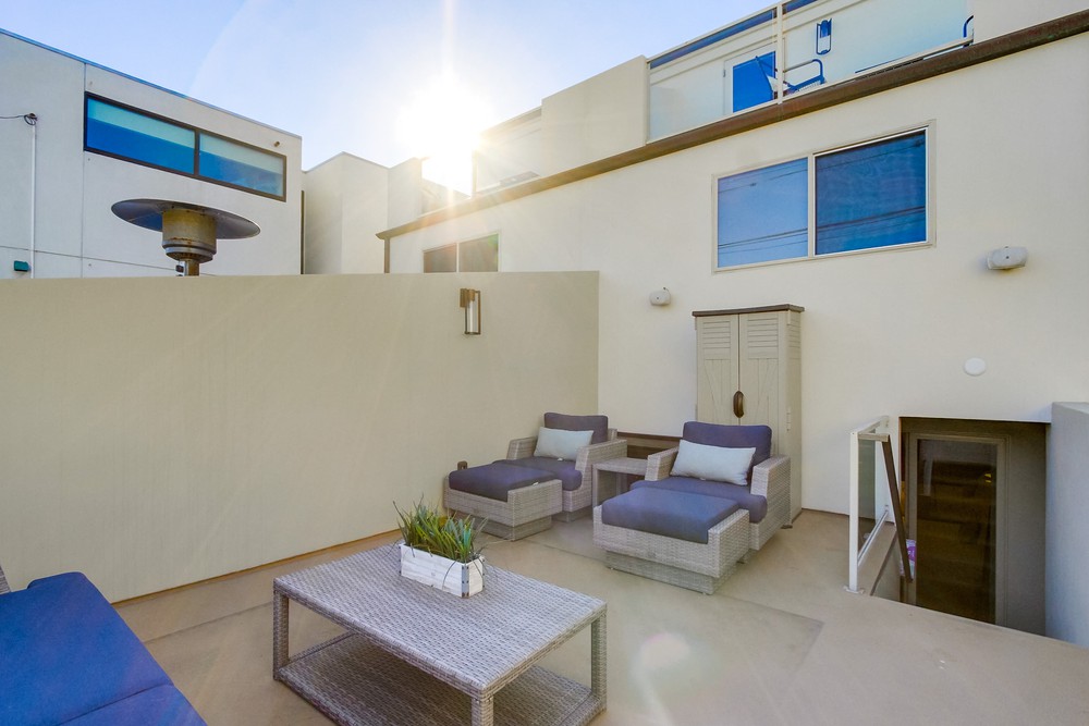 Virtual tour photo 48 of 60 for 3333 Ocean Front Walk UNIT 2