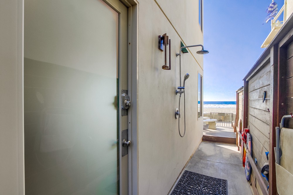 Virtual tour photo 49 of 60 for 3333 Ocean Front Walk UNIT 2