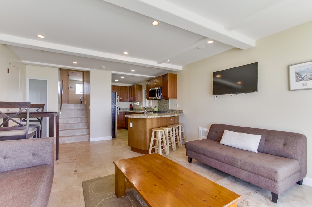 Virtual tour photo 9 of 70 for 3333 Ocean Front Walk