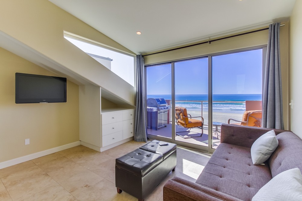 Virtual tour photo 40 of 70 for 3333 Ocean Front Walk