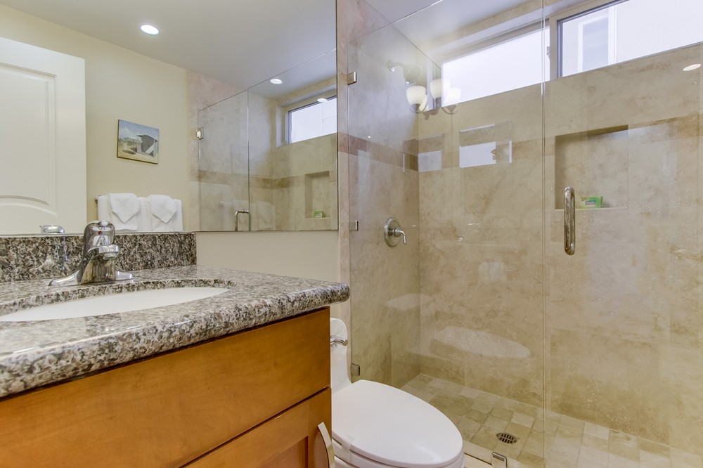 Virtual tour photo 46 of 70 for 3333 Ocean Front Walk