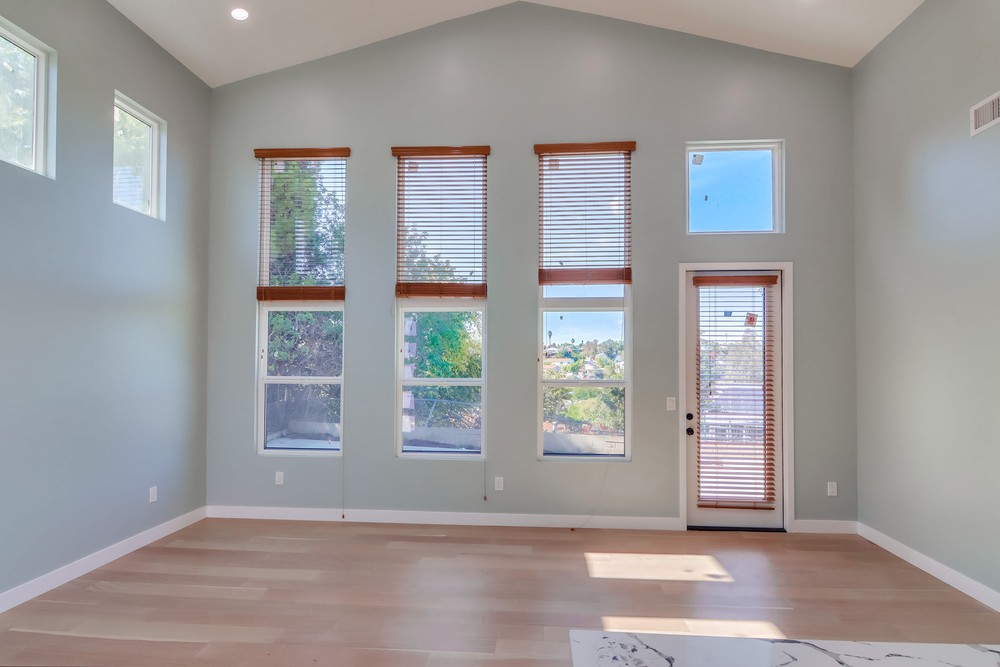Virtual tour photo 18 of 48 for 3334 Altadena Ave