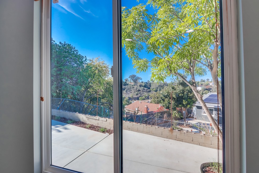 Virtual tour photo 24 of 48 for 3334 Altadena Ave