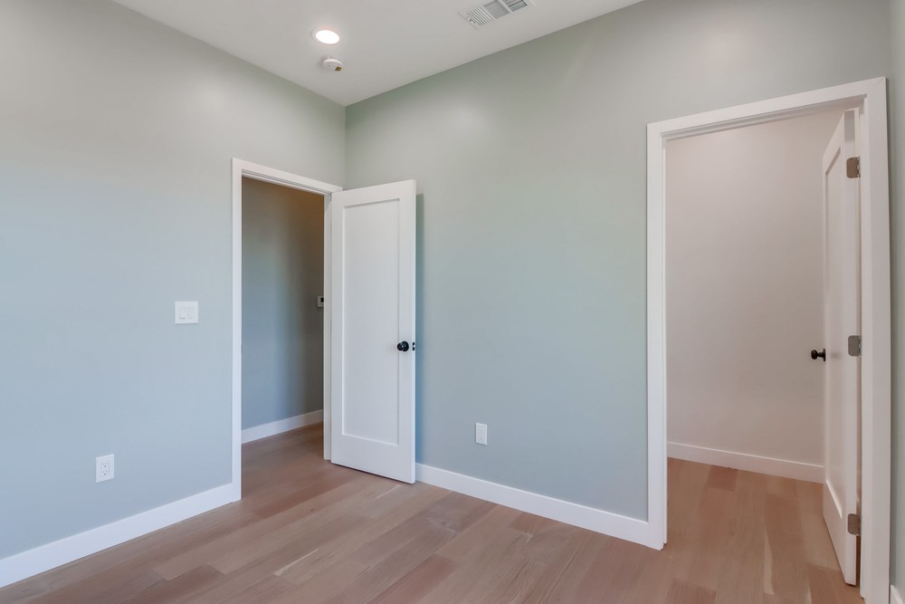 Virtual tour photo 29 of 48 for 3334 Altadena Ave