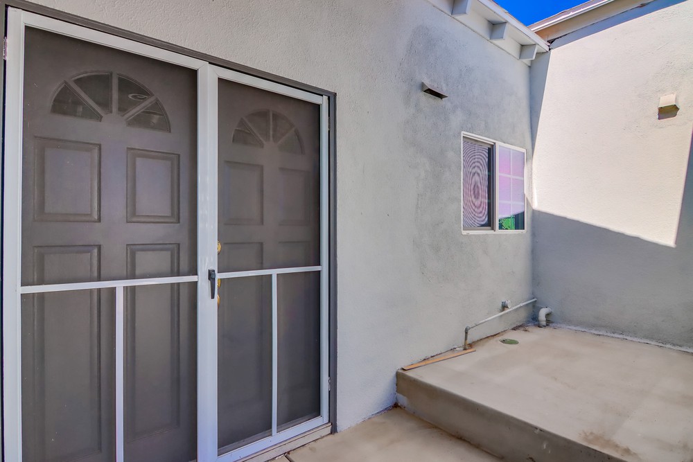 Virtual tour photo 9 of 37 for 3334 Altadena Ave