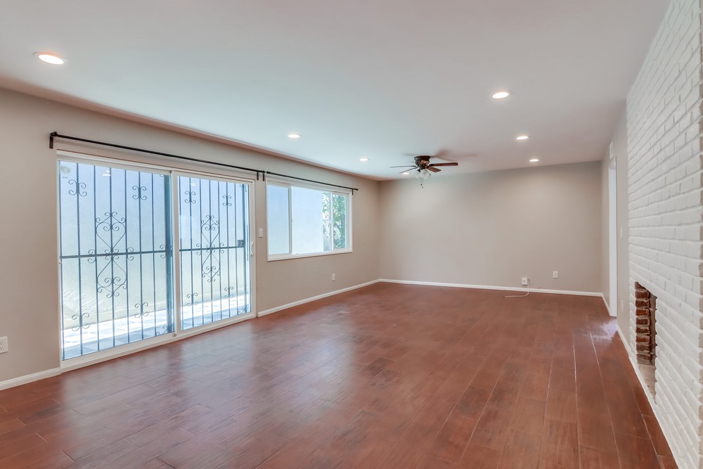 Virtual tour photo 11 of 37 for 3334 Altadena Ave