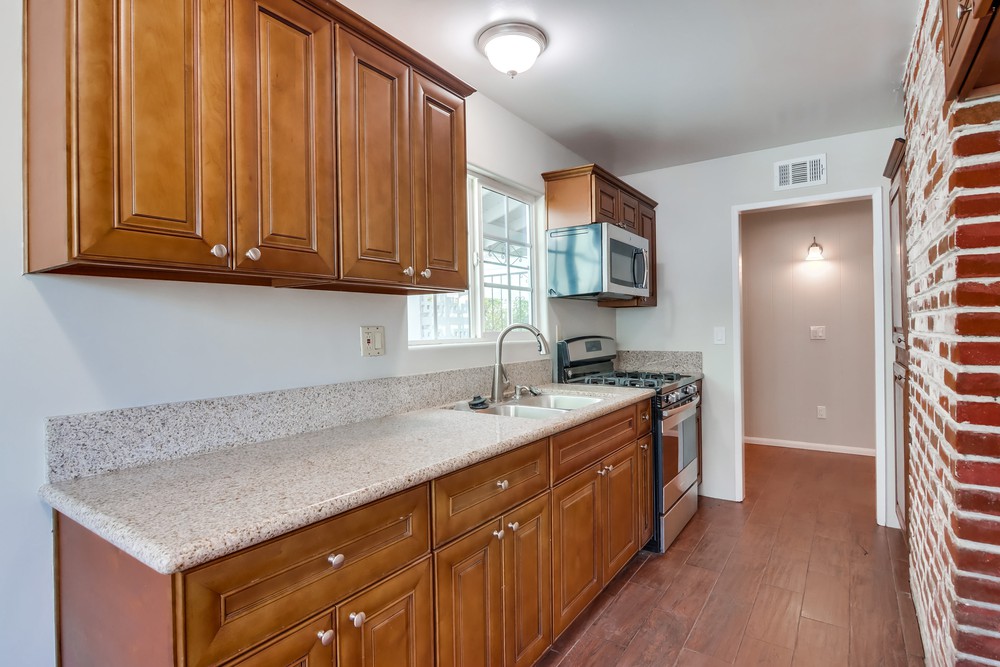 Virtual tour photo 22 of 37 for 3334 Altadena Ave
