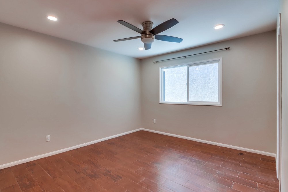 Virtual tour photo 25 of 37 for 3334 Altadena Ave
