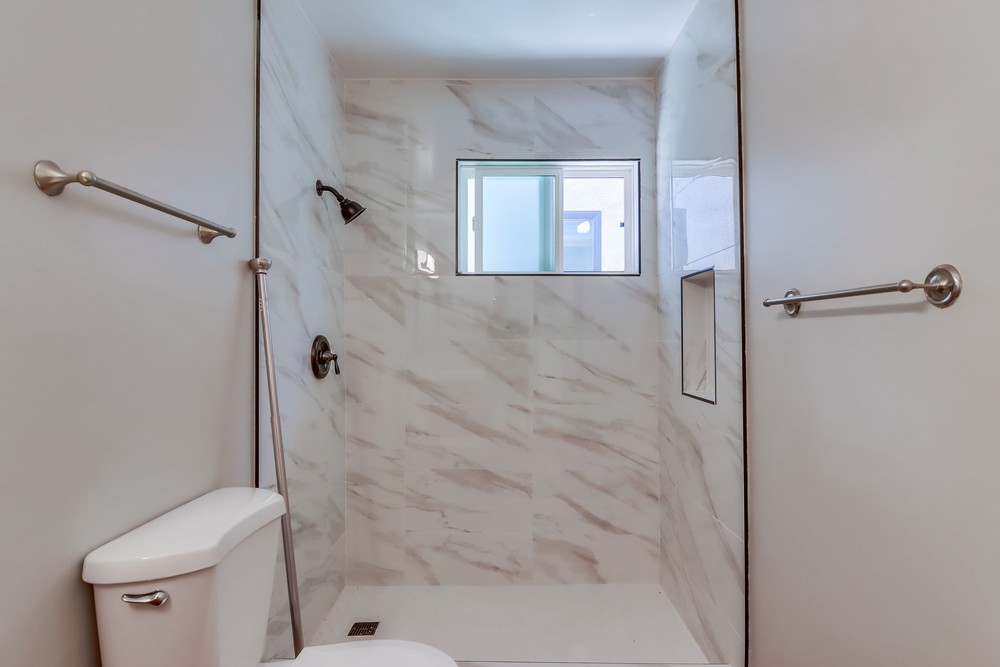 Virtual tour photo 35 of 37 for 3334 Altadena Ave
