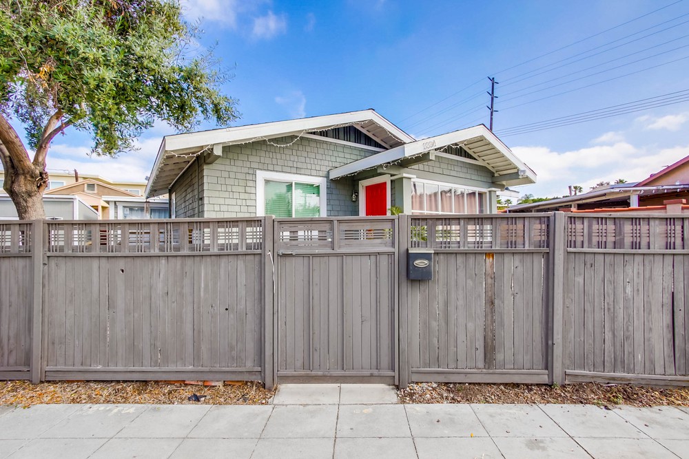 Virtual tour photo 1 of 37 for 3334 Lincoln Ave